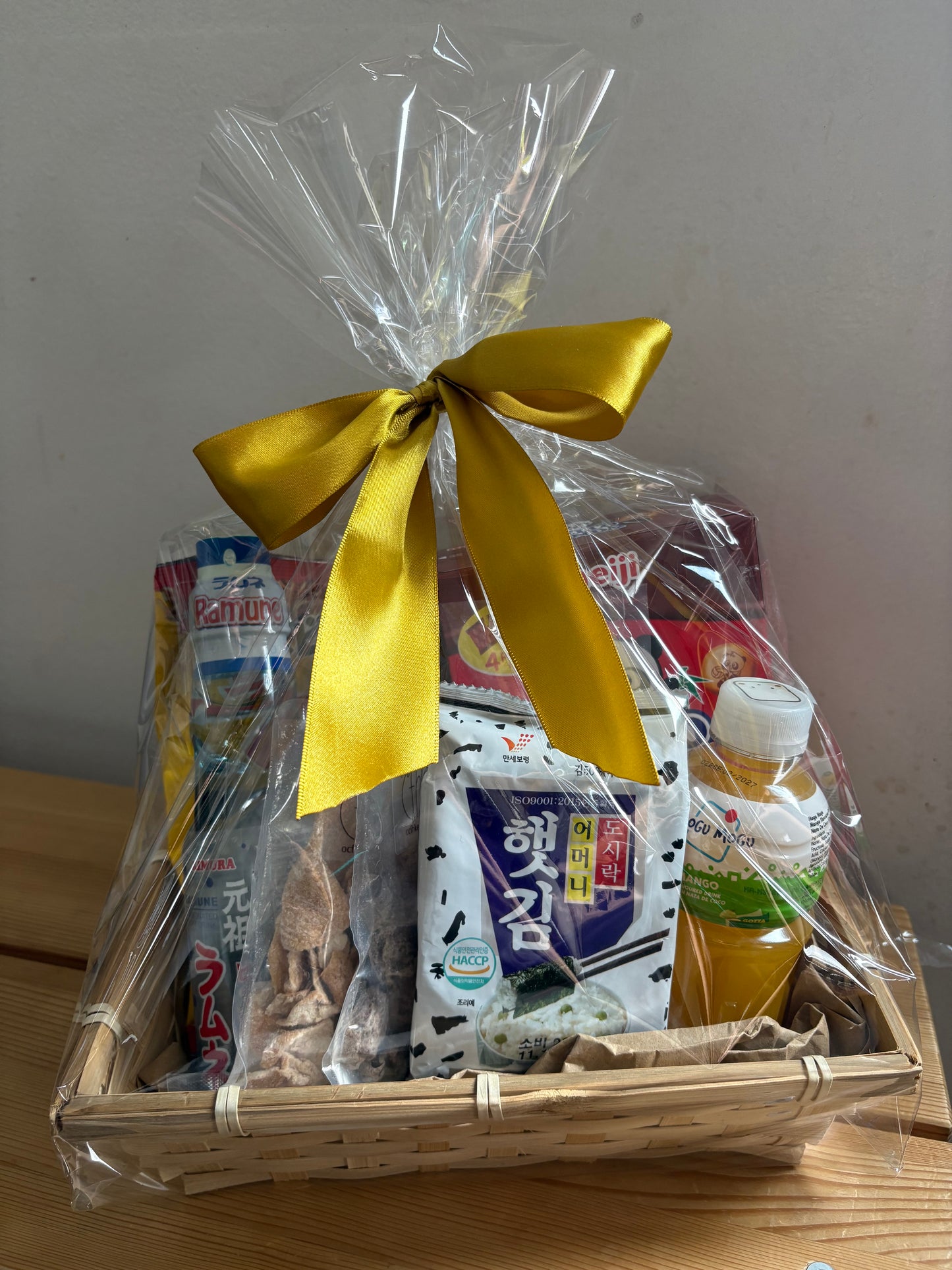 HK/ Asian Snacks Hamper 零食禮盒