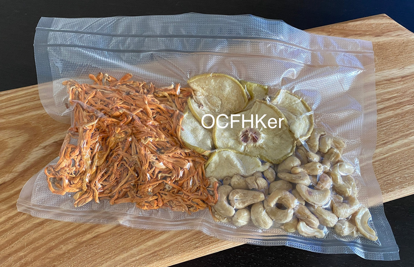 雪梨乾蟲草花腰果湯包